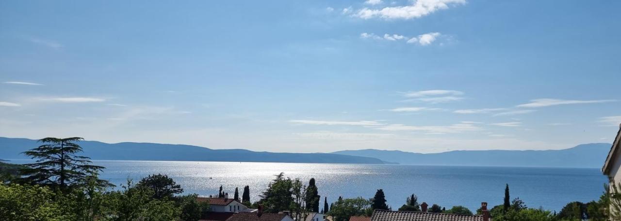 Seabreeze Luxury Apartments Njivice Eksteriør billede