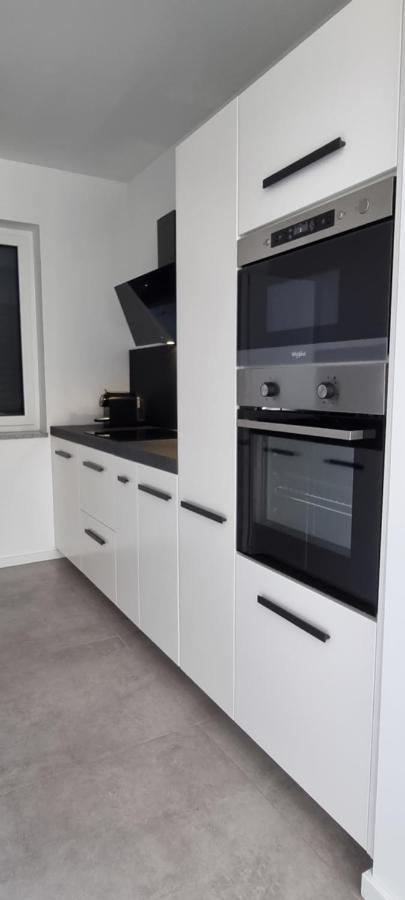 Seabreeze Luxury Apartments Njivice Eksteriør billede